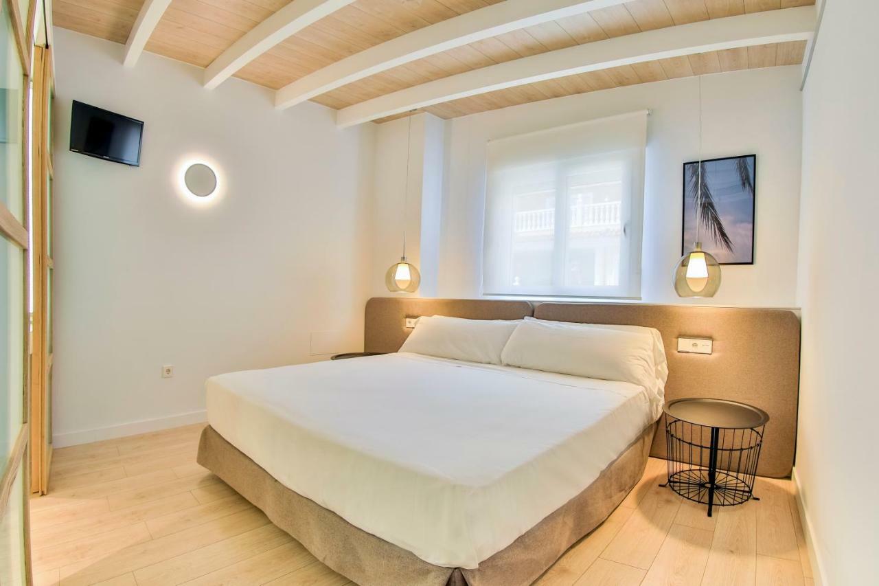 525 Apartment *