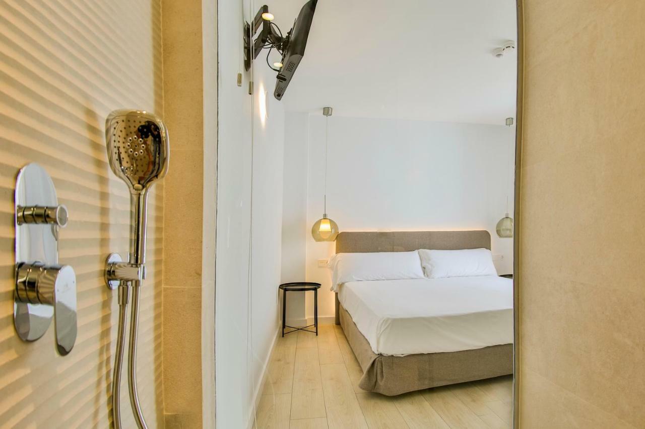 525 Apartment *
