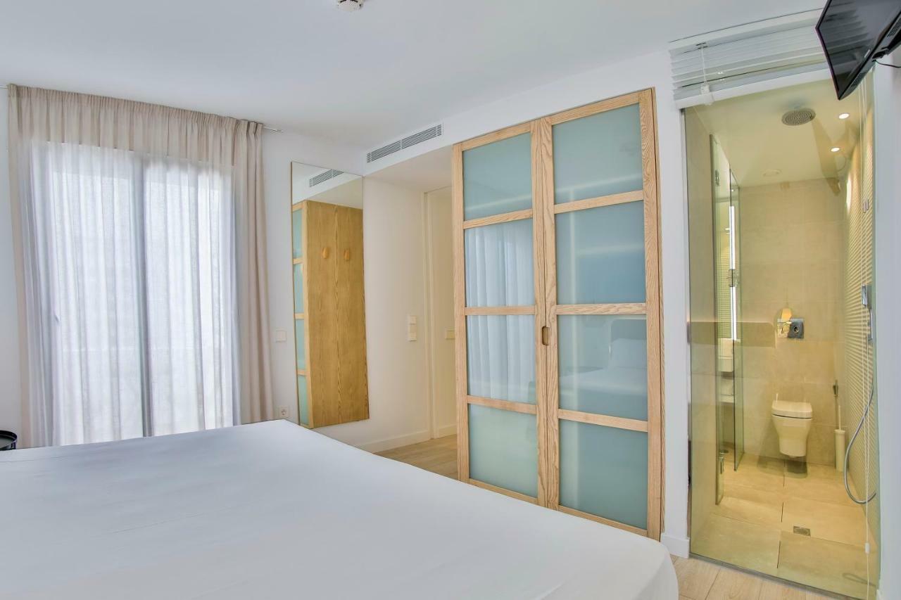 525 Apartment *